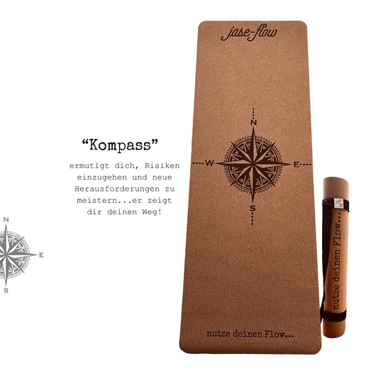 Yogamatte Kork Kompass mit Tragegurt - Laserdruck mit  großen Kompass in der Mitte 